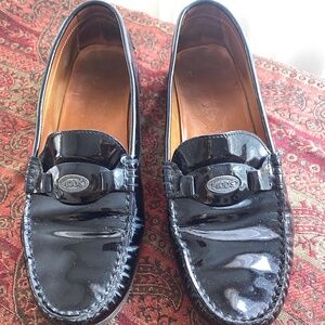 Tod’s Black Patent Loafers, Size 38 (8)